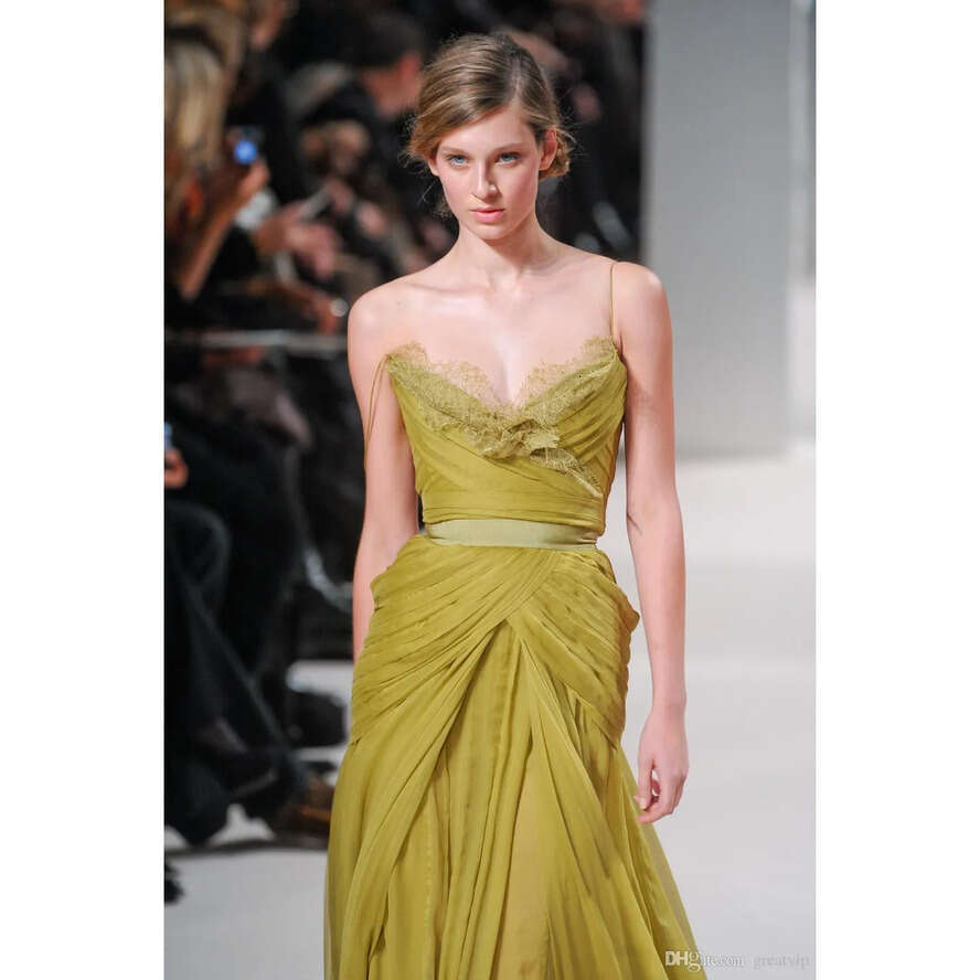 Saab Sexy Elie 2020 Spaghetti Evening Dresses Spring Fashion Ruffle Prom Lace Pageant Party Runway Red Carpet Gowns