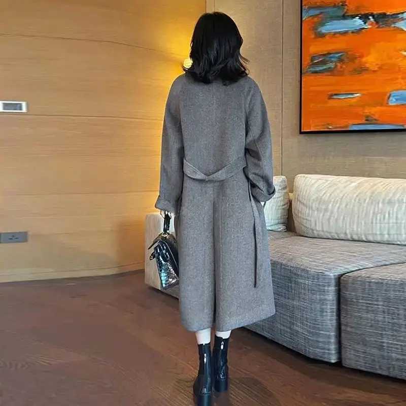 Womens Autumn Winter New Fashion Solid Color Suit Collar Button Pocket Tie Up Korean Versatile Long Sleeved Loose Woolen CoatX241009