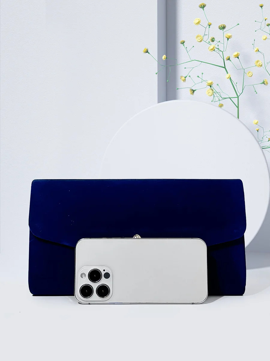 Red blue vintage elegant velvet evening bag fashionable high-end sensory clutch shoulder bag wedding party womens small handbag 241008
