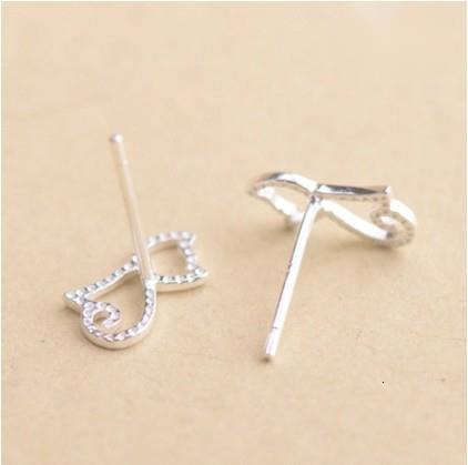 Kitten Sier Needle Earstuds for Women, Cute New Hollow Cat Cartoon Earrings