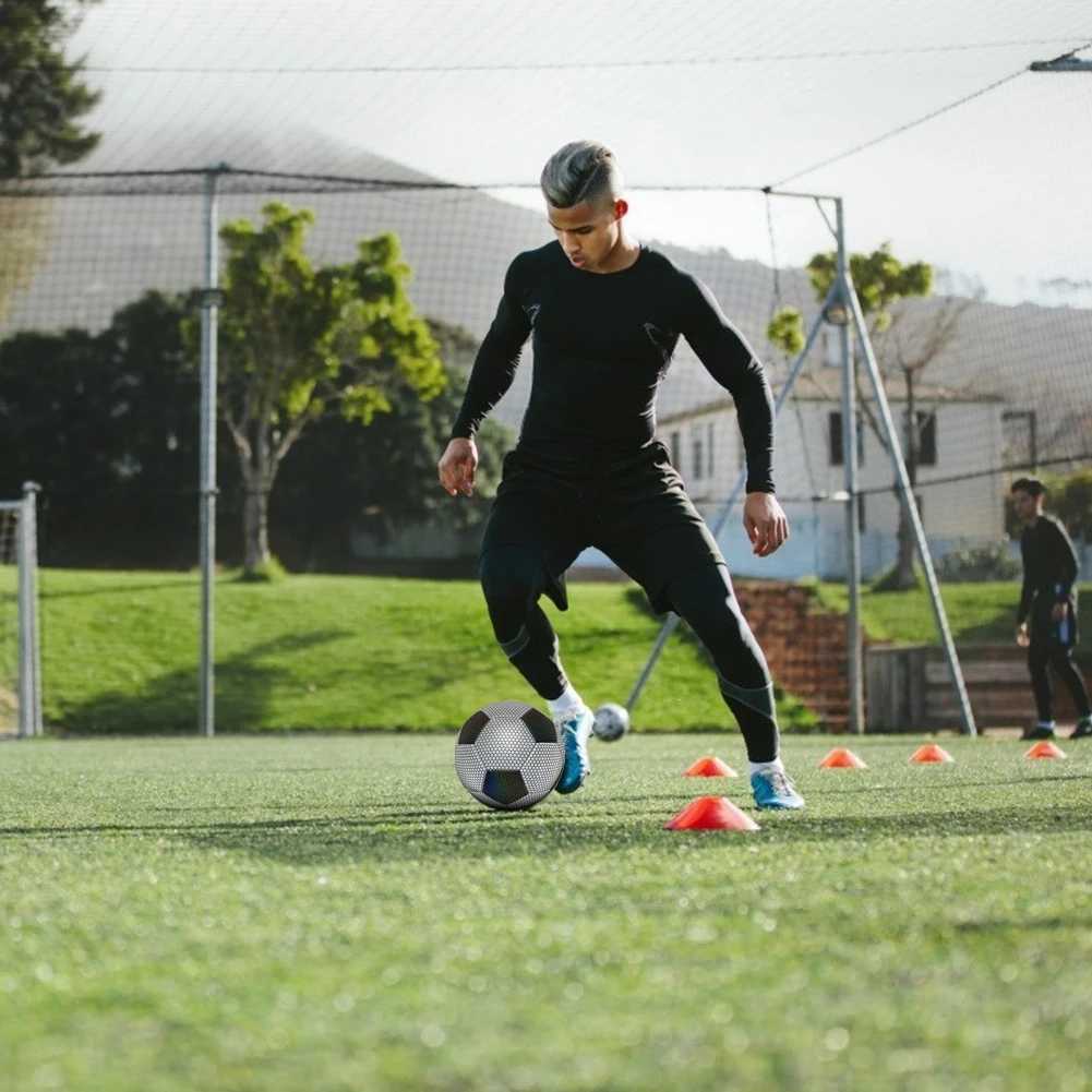 Luminous Rcctive Football Night Light Football Adult Size 5 Sports Training Ball Football Match EquipmentW241008