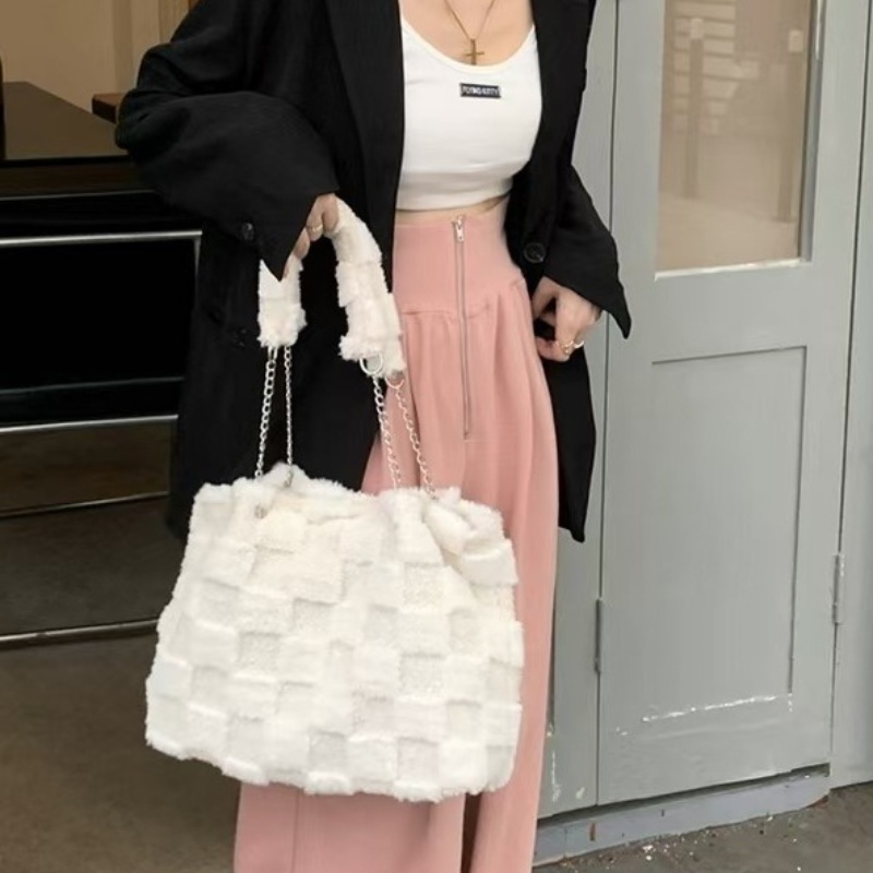Small white plush bag women's shoulder bag casual Tote bag Student autumn and winter large capacity bag all-in-one underarm bag