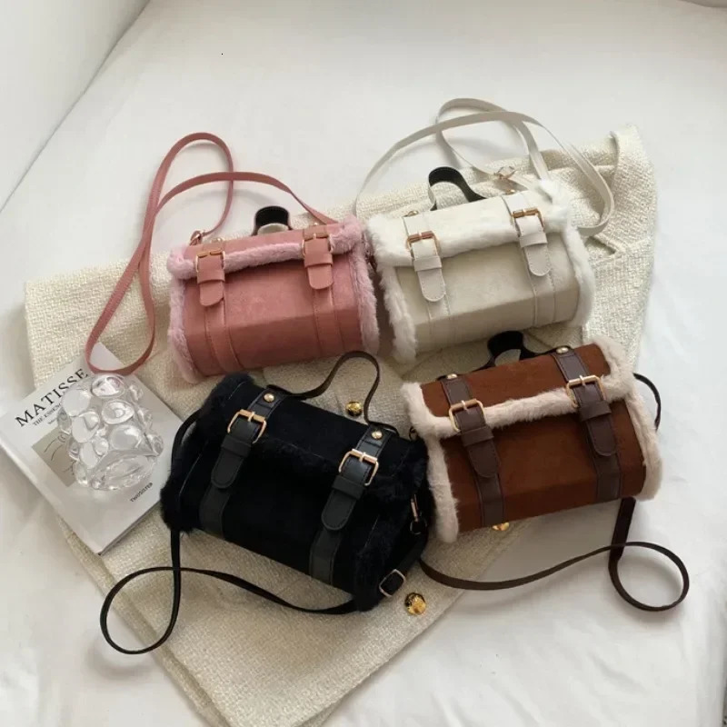 2024 Winter Ten Font Womens Shoulder Bag Cashmere Velvet Bag Womens Small Square Handbag French Style 241008