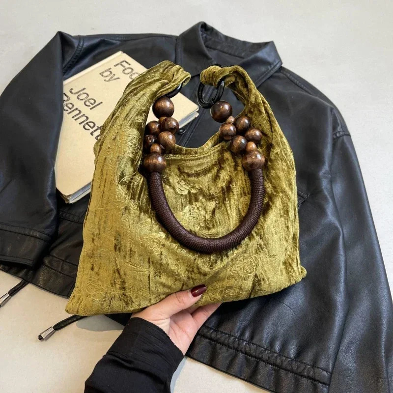 High quality selling Chinese style velvet womens shoulder bag 2024 fashion bead large capacity handbag 241008