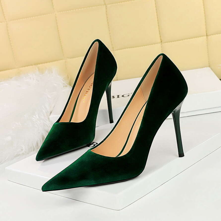 3739-5 Fashionable And Simple Thickened Suede Banquet Women's Thin High Heels Shallow Mouth Pointed Single Shoes
