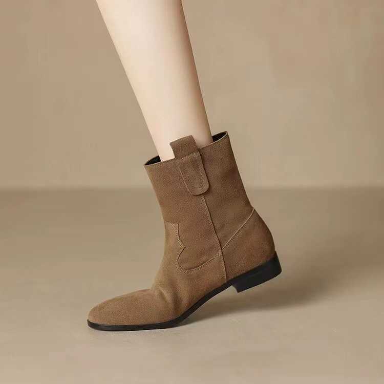 Round Toe Fashion Boots Flat Bottomed Short Boots For Women Autumn Winter Martin Boots Western Denim Boots Low Heeled Womens Shoes 240826
