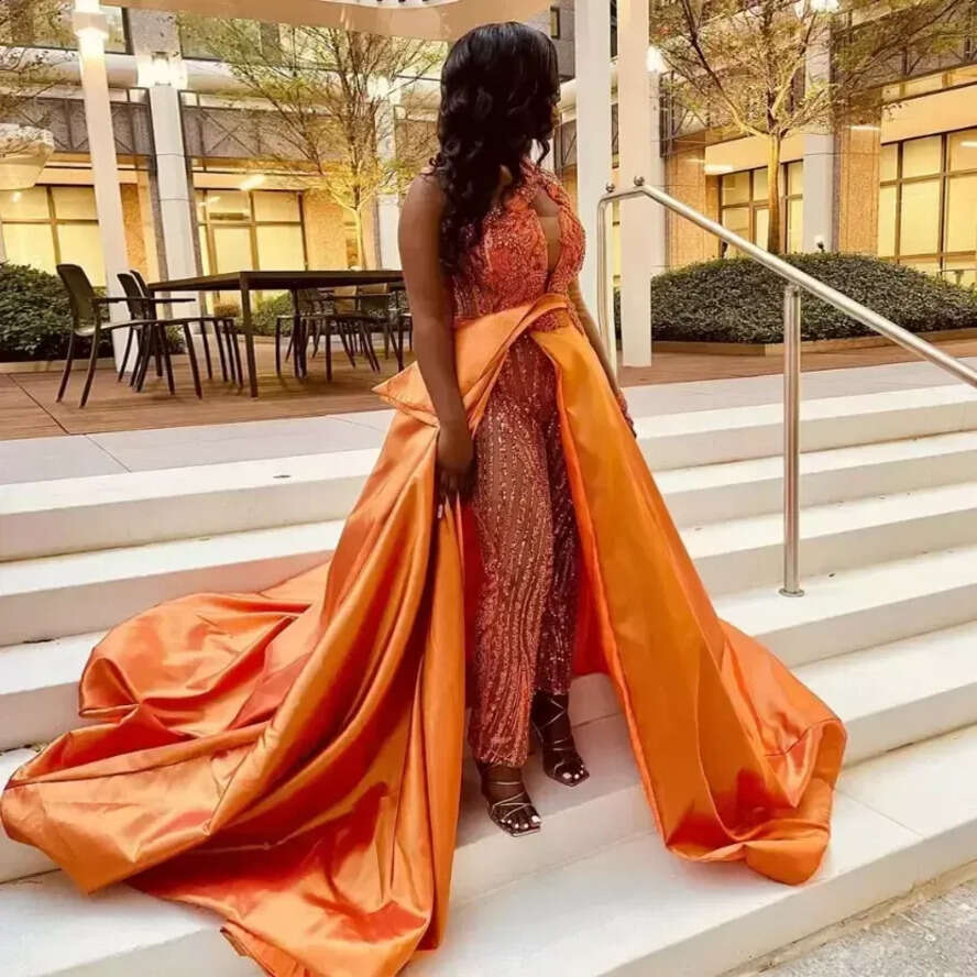 Prom Jumpsuits Orange Beaded Dresses Sequined One Shoulder Necke Overskirt Evening Gowns Appliqued Sweep Train Special Ocn Formal Wear Plus Size