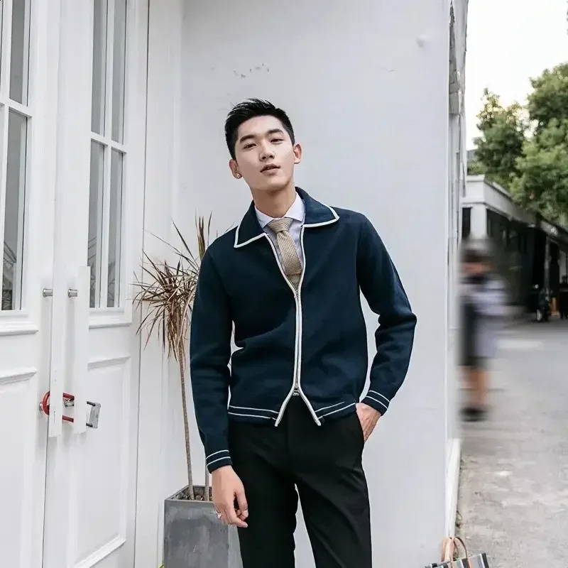 Autumn and winter warm zipper mens sweater wool jacket retro Korean fashion er jumper knitted cardigan mens 241007