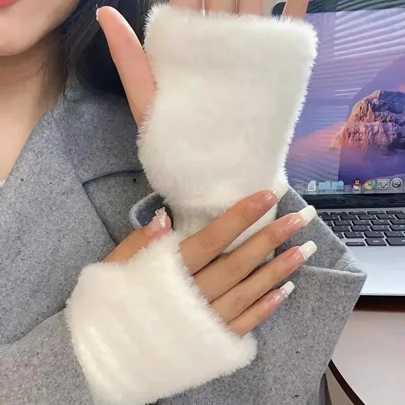 Winter touch screen plush warm gloves womens outdoor elastic fur wool half finger no gifts 241009