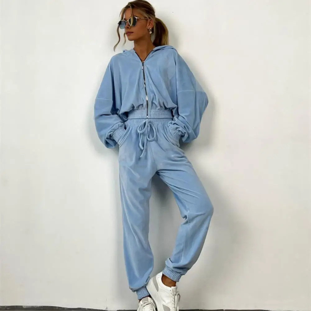 Womens long sleeved jacket womens winter track and field outfit with hooded ankle pants zipper top suitable for weather 241007