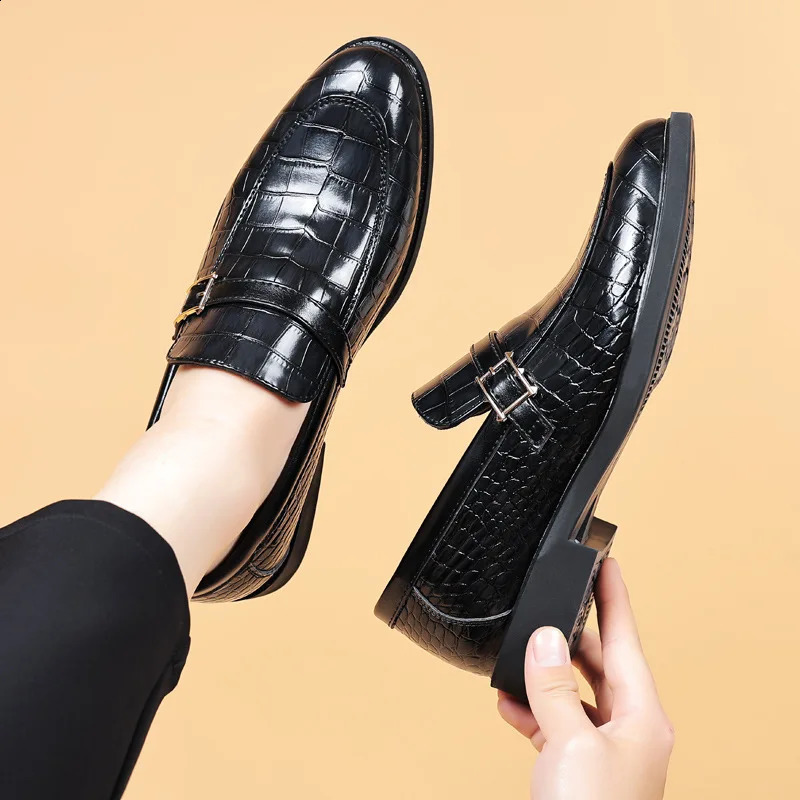 High quality mens leather shoes casual classic leather mens dress shoes Oxford office wedding shoes 240923