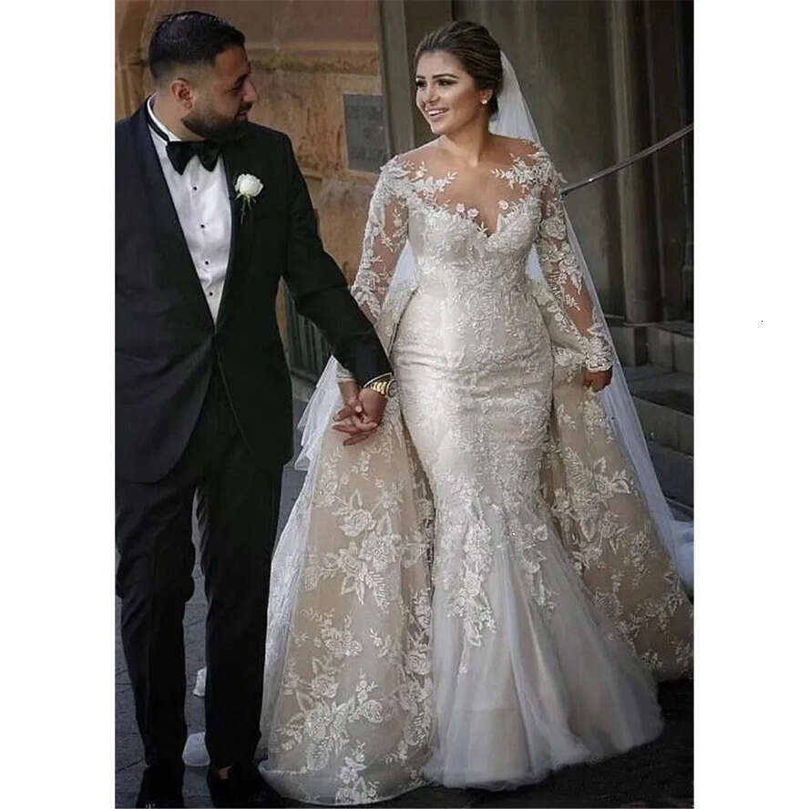 Wedding Sleeve Vintage Long Dresses With Detachable Skirt Sheer Jewel Neck Lace Appliques Beads Bridal Gowns Plus Size Custom Made Bc15195