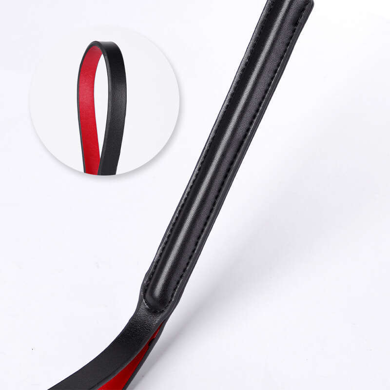 A hair replacement sex toy SM prop hollow heart sex racket SP long pole sex leather racket adult product