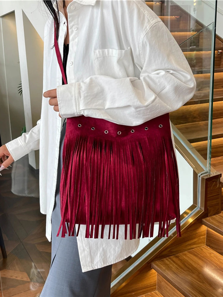 Womens retro cross body bag large capacity suede leather retro messenger bag solid color edge bag womens denim bag 241008