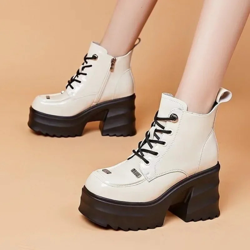 Winter Square Heel Womens Boots Lace Solid Color 2024 New Fashion Thick High Heels Gloss Ultra High Heels Womens Short Boots 240930
