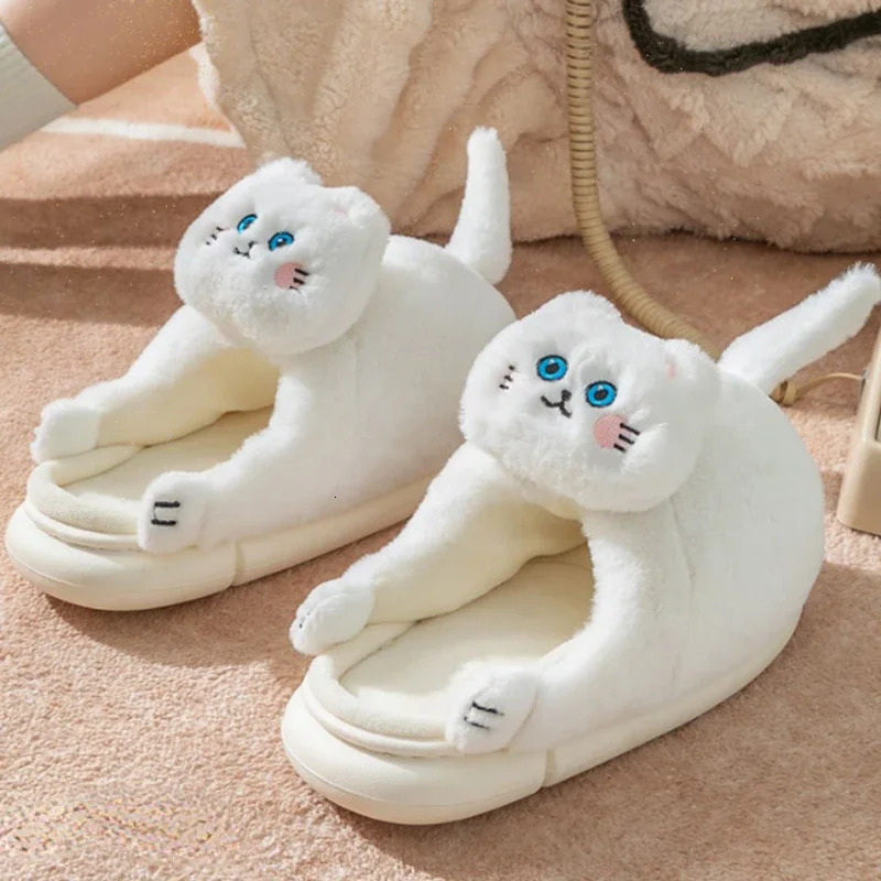 Winter womens slippers cat clips cute cartoon home cotton slippers winter soft soled thick warm couple plush shoes 241007