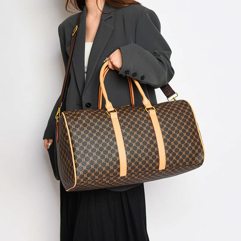 Ladies' travel fashionable large capacity luggage hand raised poor business simple tote bag, ready for delivery bag