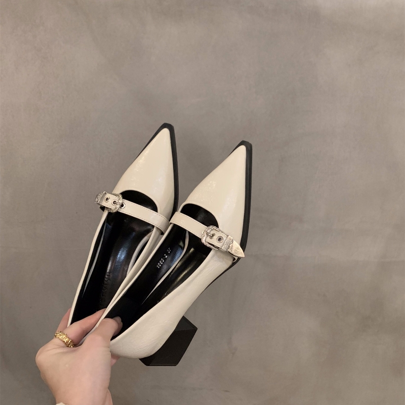 2025 new Women's Classic Leisure Gentle Fashion Seasons Minimalist Vintage Style Shoes Party Triple Brown