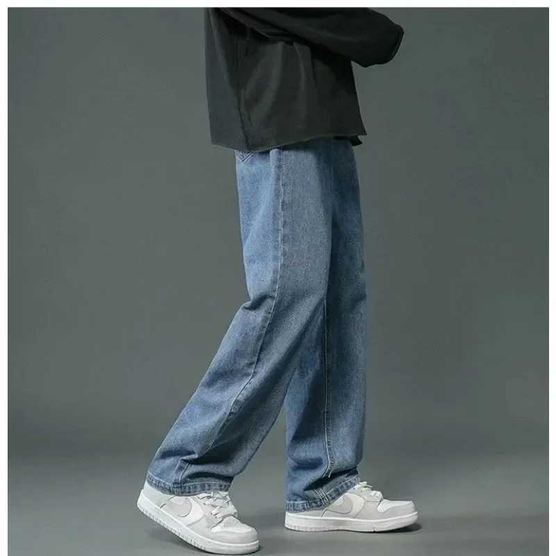 2024 Spring and Autumn New Hong Kong Style Retro Jeans Mens Solid Color Fashion Brand Loose Wide Leg Straight Leg PantsX241009