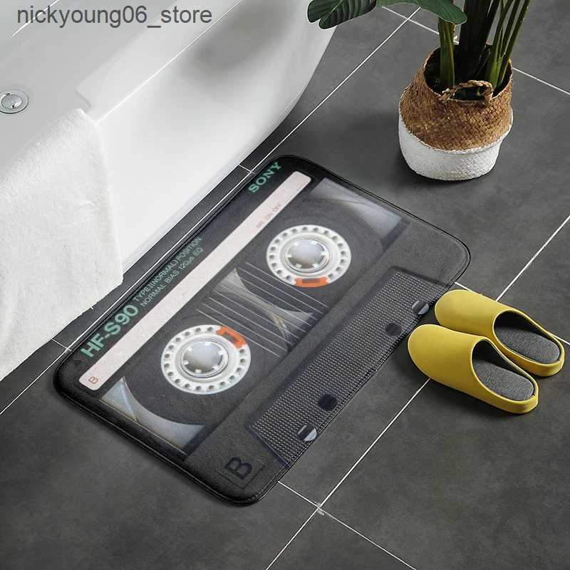 Non-Slip Bath Mats Retro Cassette Music Tape Floor Mat Multiple Choice Funny Entrance Door Mat Living Room Kitchen Non-Slip Carpet Bathroom Doormat L2