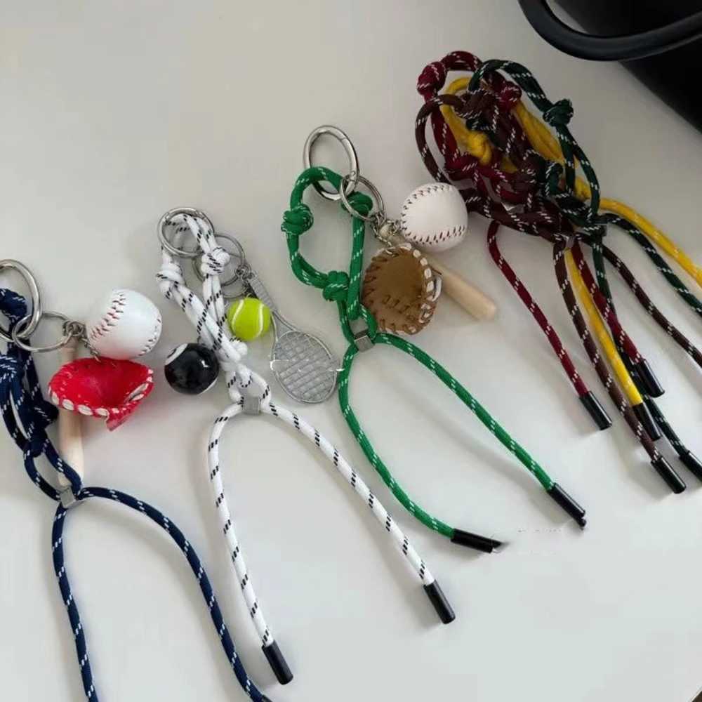 Keychains Lanyards New Fashion Baseball Decoration Sports Style Keychain Hand woven Nylon Rope Bag Pendant Casualcessories H241010