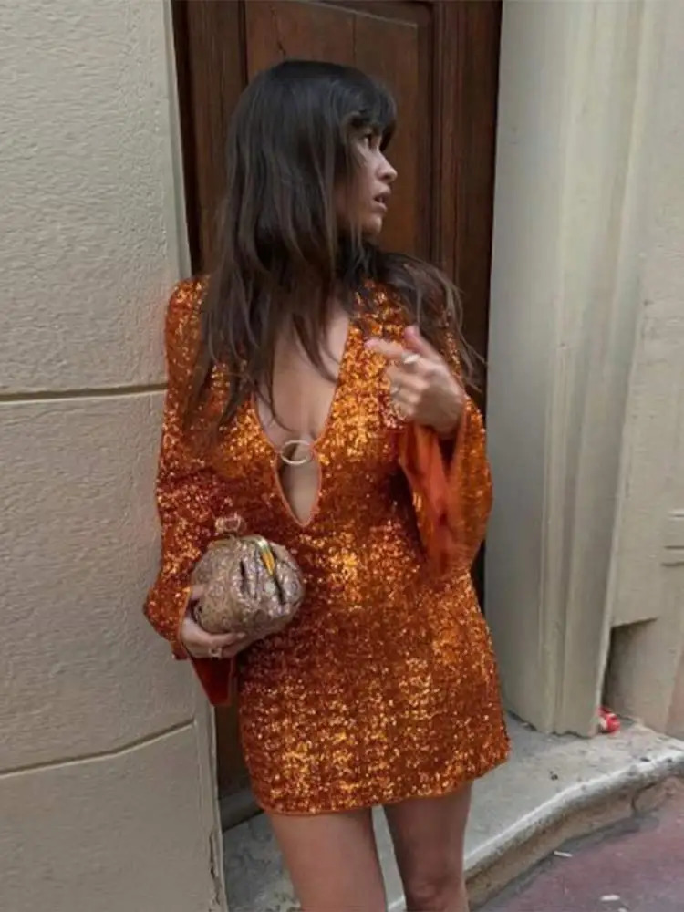 Shiny Sequins Hollow Out Mini Dres Long Flare Sleeve Deep Vneck Evening Vestidos Female 2024 Fashion Lady Party Dresses 241009