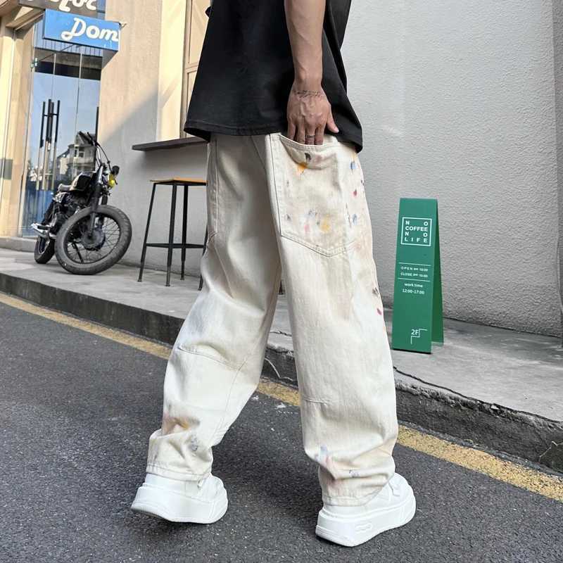 High-end personalized hand-painted loose jeans mens straight-legged wide-legged pants influx of mens denim male modelsX241009