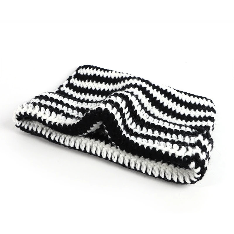 Cute Cat-eared Hand-crocheted Woolen Hat For Ladies Winter Imp Striped Korean Punk Gothic Casual Thermal Hat 241007