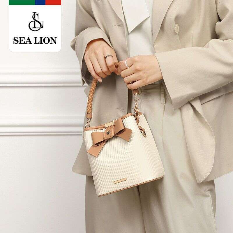 SEA LION handbag women's 2023 new pleated hand-held shoulder crossbody large capacity bucket bag trend
