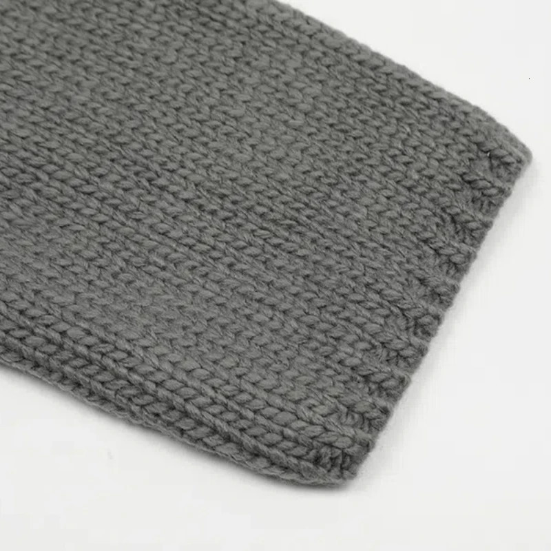 aw high-quality traditional mens knitted casual sweater winter warm cardigan Y2k mens/womens sweater 241007