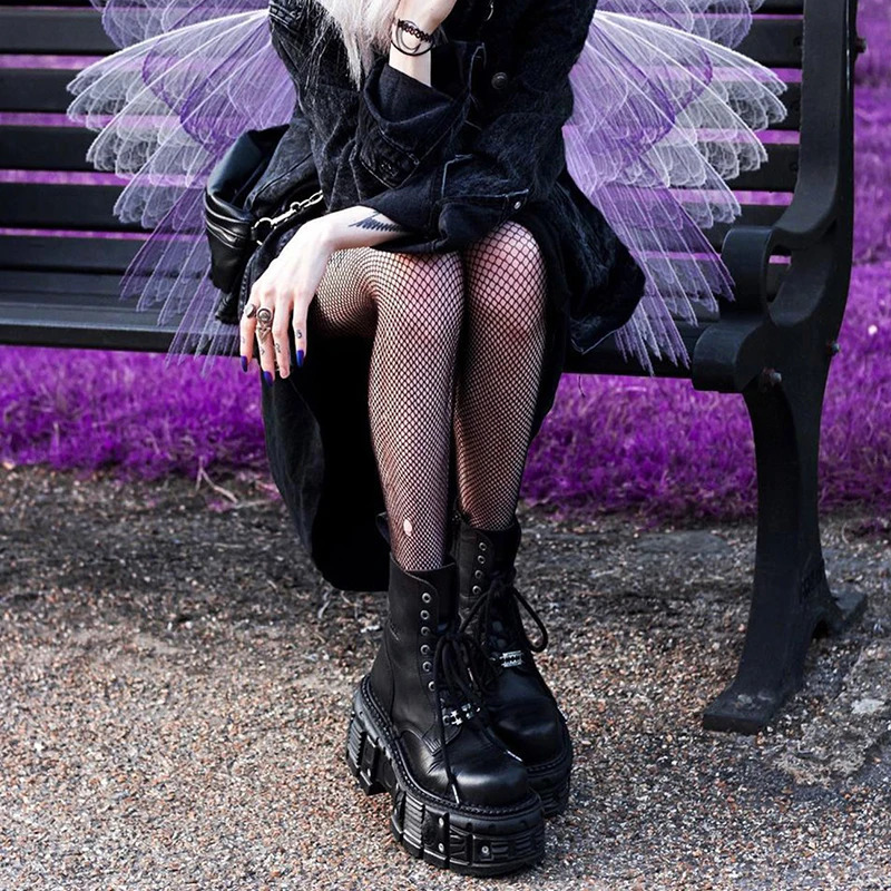 Punk style womens boots lace up high heels high platform shoes womens Gothic ankle rock boots metal decoration mens sports shoes 241007