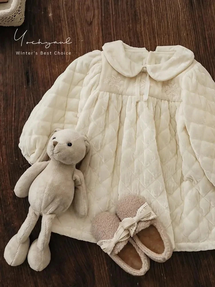 1-10 year old children baby girls winter velvet princess dress childrens thick and warm Peter Pan collar dress girls loose suit 7 241008