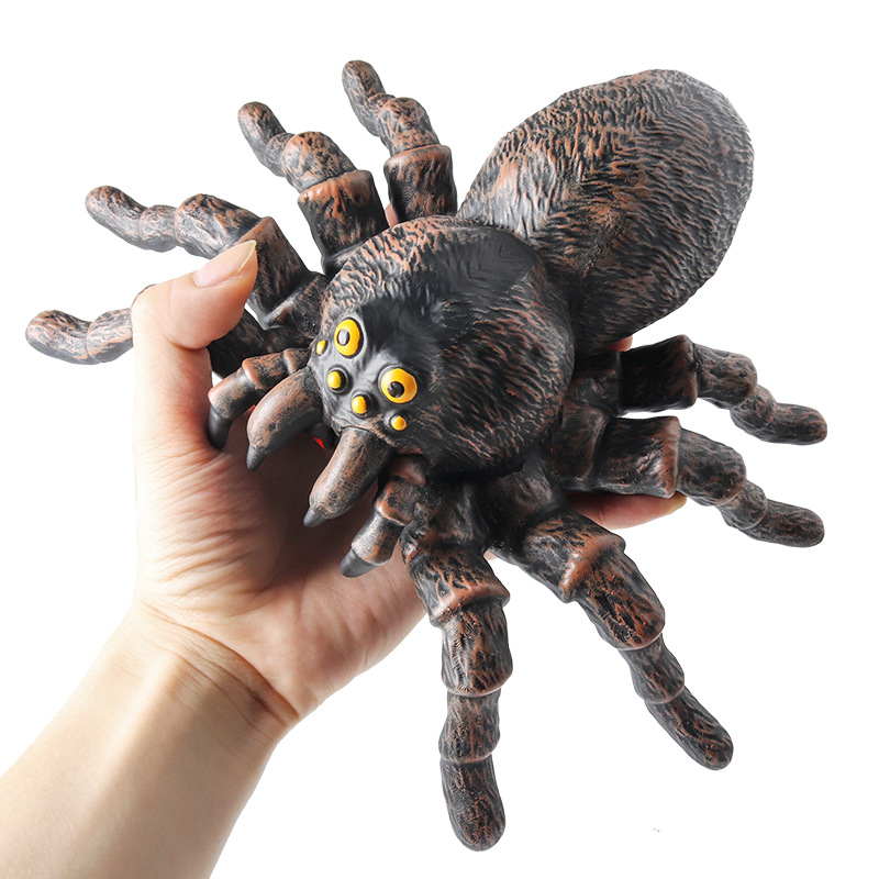 Halloween Gifts Soft Glue Insect & Spider Toy Models for Children - Stress Relief Gifts with Spooky Animals Collection