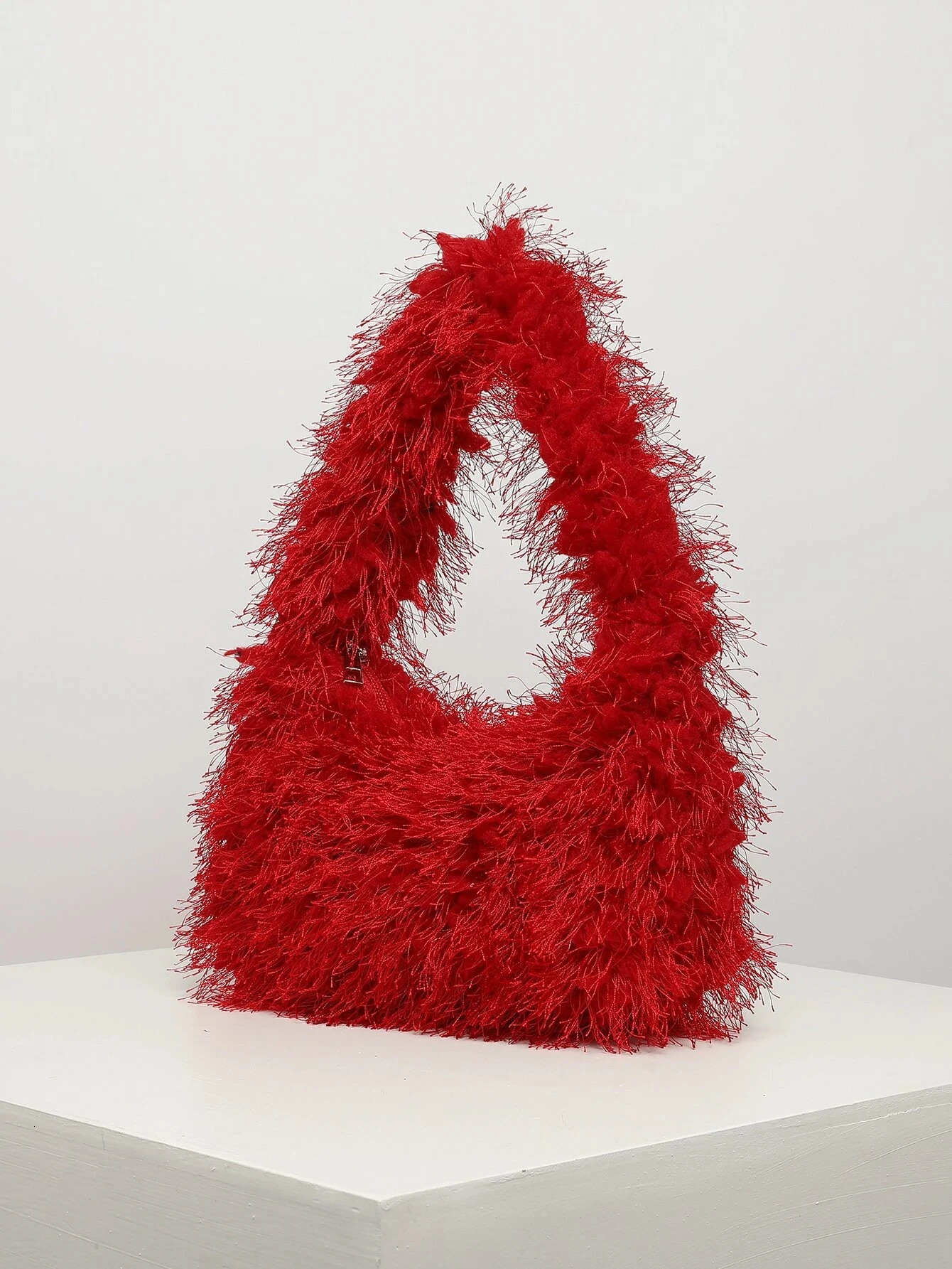 Fuzzy soft plush neon red fluffy homeless bag suitable for girls female college students candy color cute and fashionable small square bag 241008