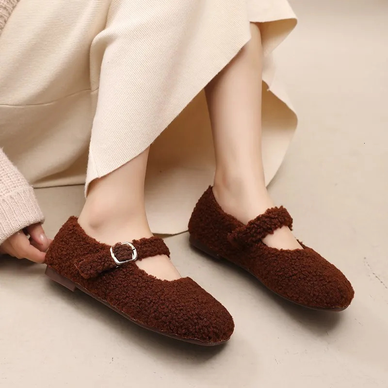 6-color womens flat bottomed faux fur winter shoes Mary Janes shoes warm light button Lambswool cotton padded shoes boat shoes 1632C 241007