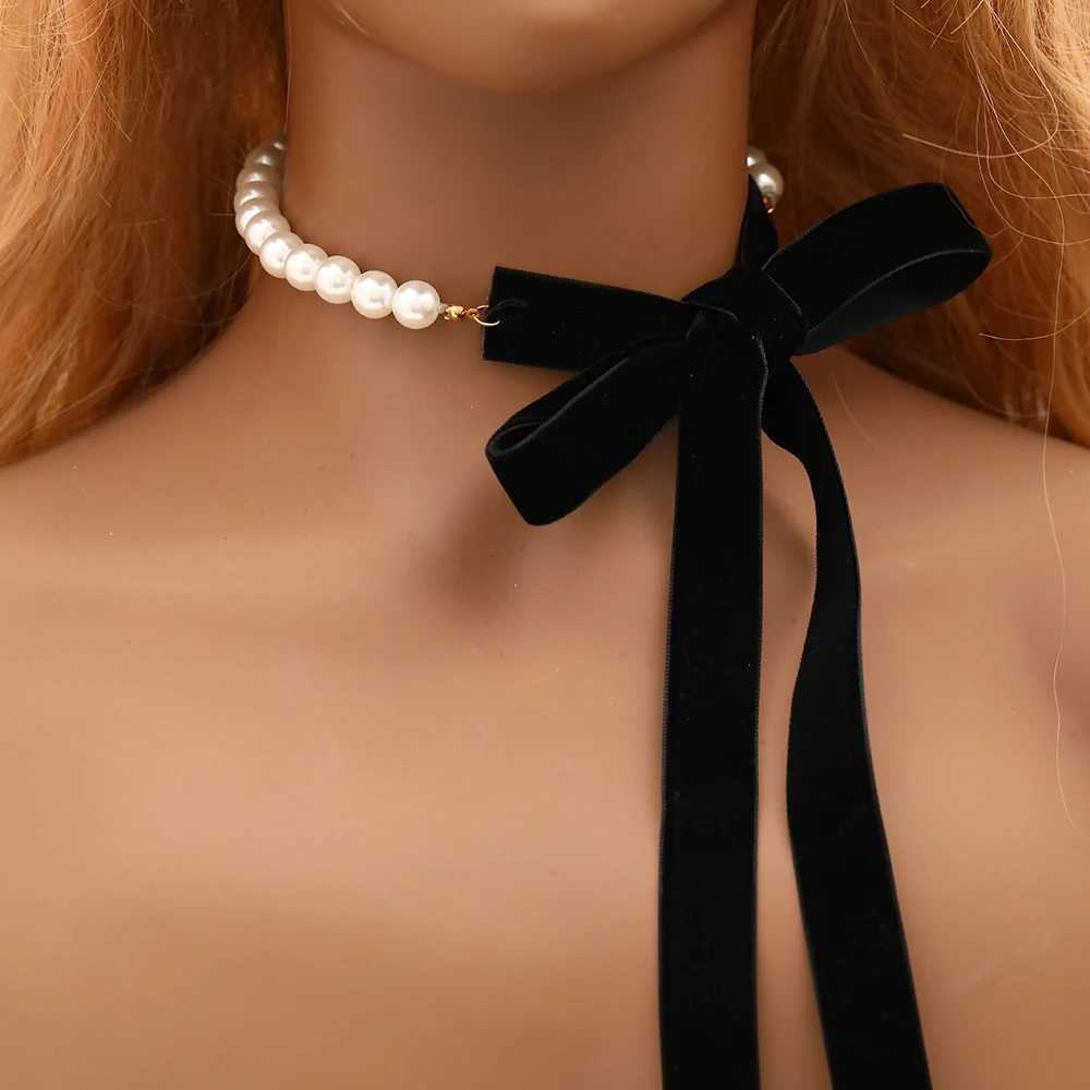 Punk Long Wide Black Velvet Ribbon Choker Bow Tie Simulated Pearl Beads Charm Collar Necklace Gothic Jewelry New Year GiftsX241009