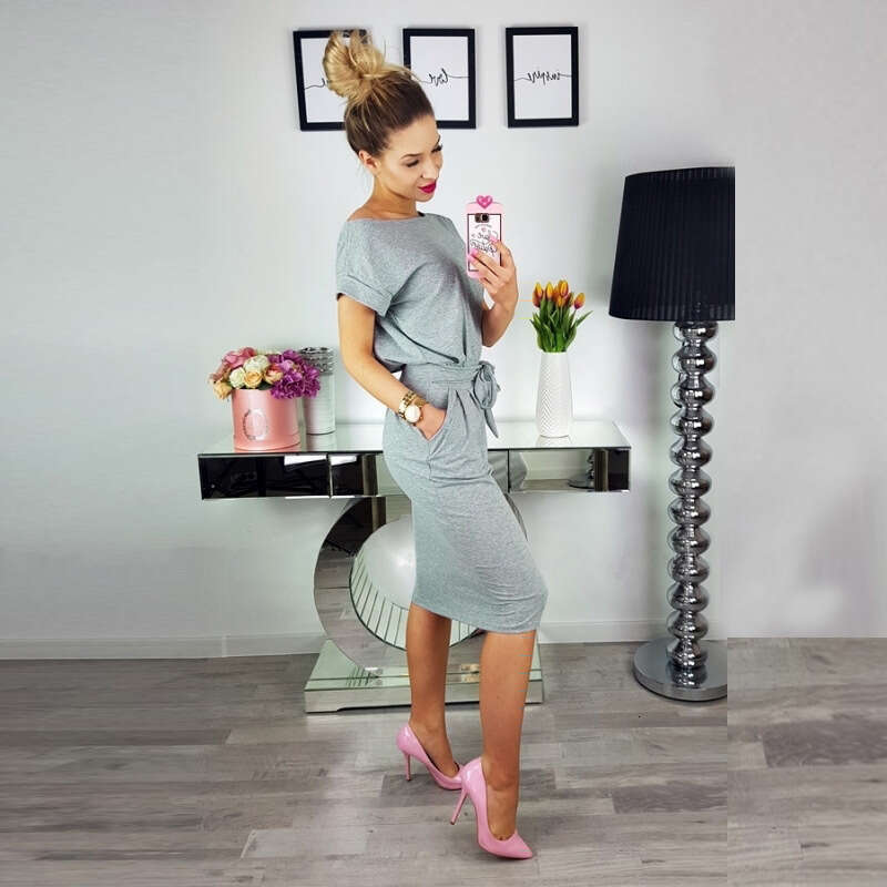 Fashionable lace up round neck pocket dress