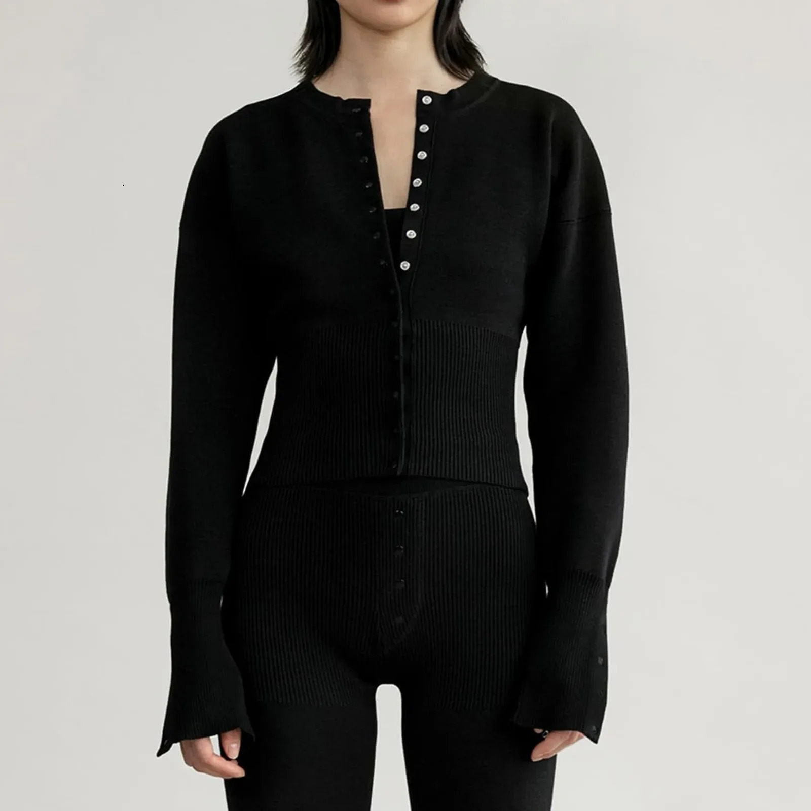 Casual Y2 K button down sweater for womens staff lightweight neck knitted cardigan wool autumn and winter jacket 241007