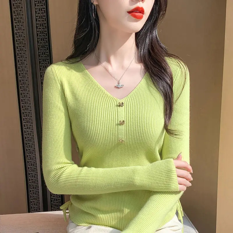 Spring and summer Vneck long sleeved solid floral womens clothing Korean simple knitting fully matched sweet top 241007