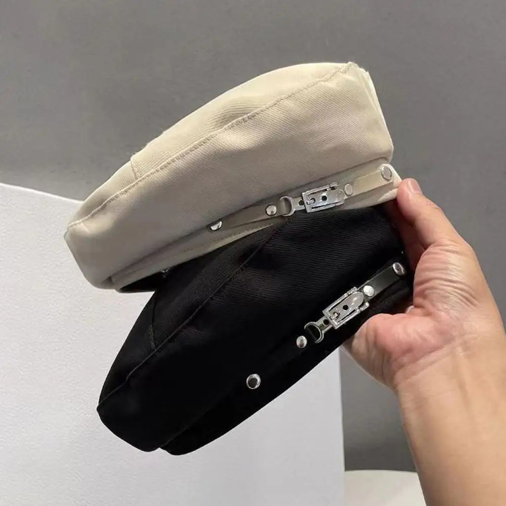 Metal buckle beret British retro casual womens metal leather buckle autumn winter octagonal beret painted hat autumn hat 241007