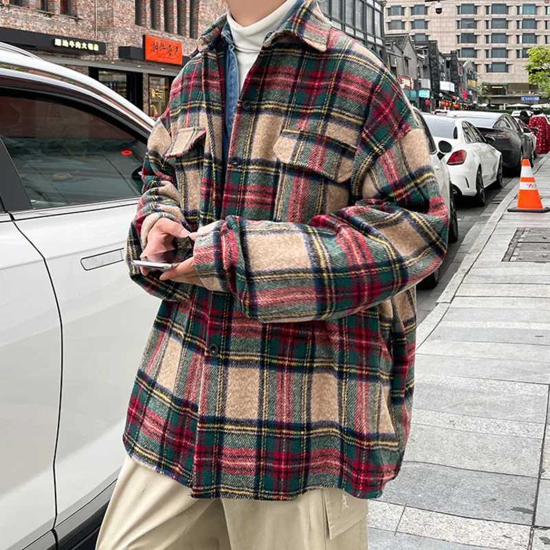 Thick Plaid Woolen Coat Men Warm Oversized Retro Thickened Woolen Jacket Mens Streetwear Korean Loose Short Woolen Coat Men LX241010