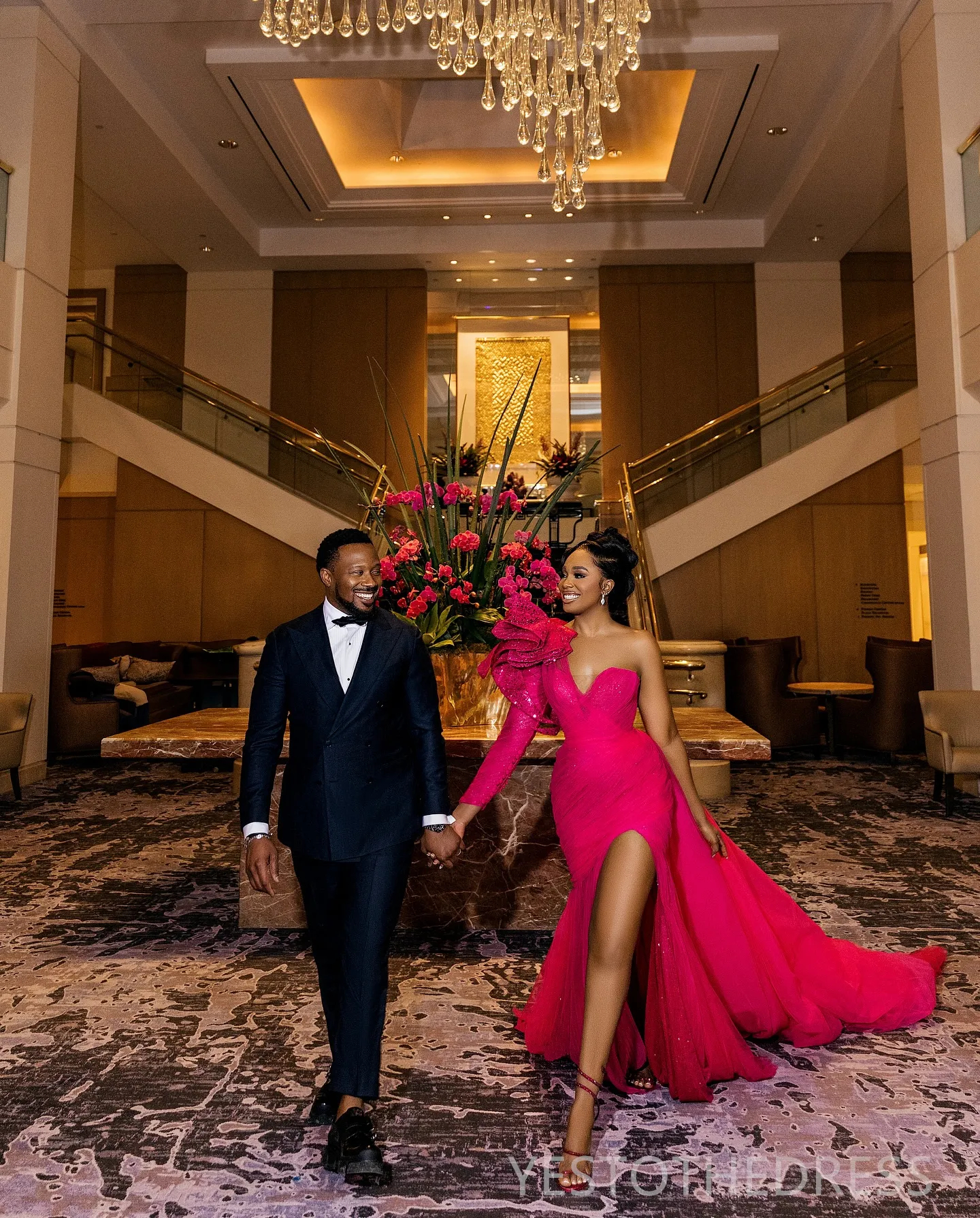 Ruched One Shoulder Mermaid Evening Dresses Side High Slit Chic Formal Party Prom Gown Long Tulle Detachable Train Modern Reception Dress For Women