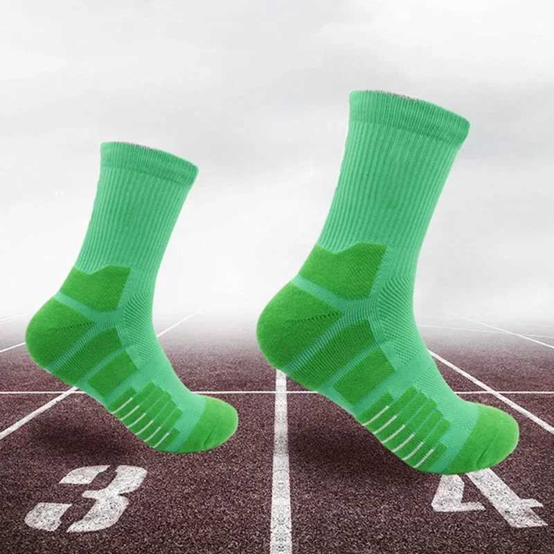 Mens basketball sports socks mid tube socks thick basketball elite long tube socks breathable sweatshirt socksW241010