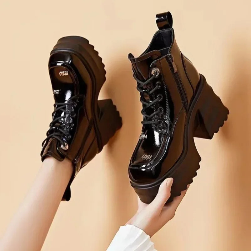 Winter Square Heel Womens Boots Lace Solid Color 2024 New Fashion Thick High Heels Gloss Ultra High Heels Womens Short Boots 240930