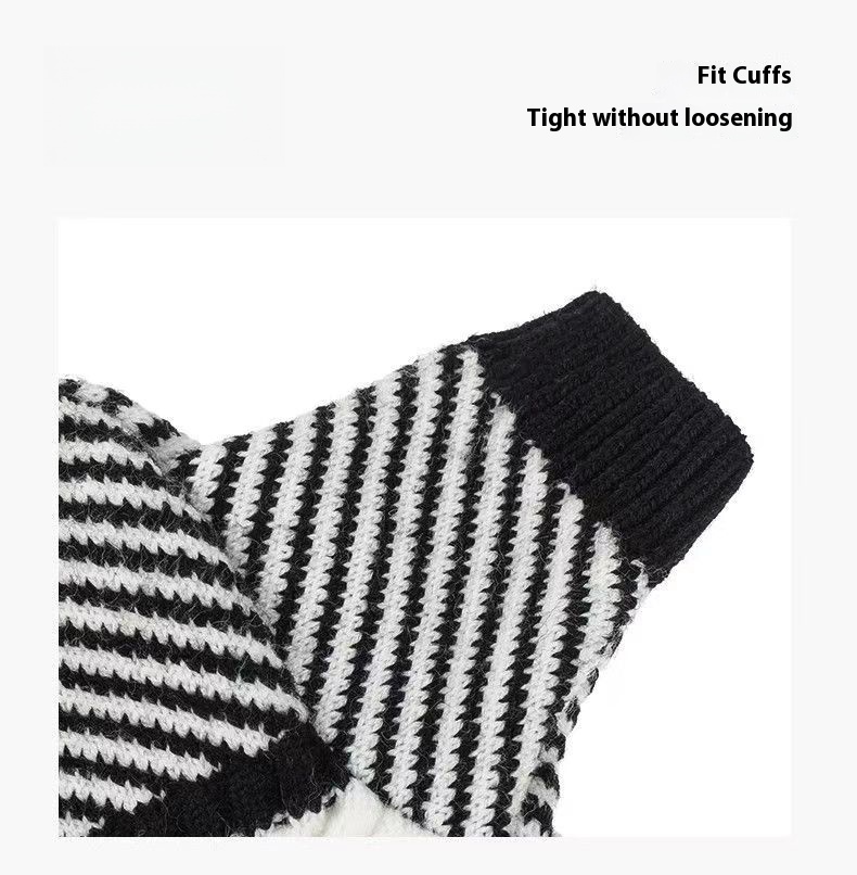 Ins Same Trendy Brand Pet Autumn Clothes Small And Medium-sized Dogs Winter Warm Thickened Sweater