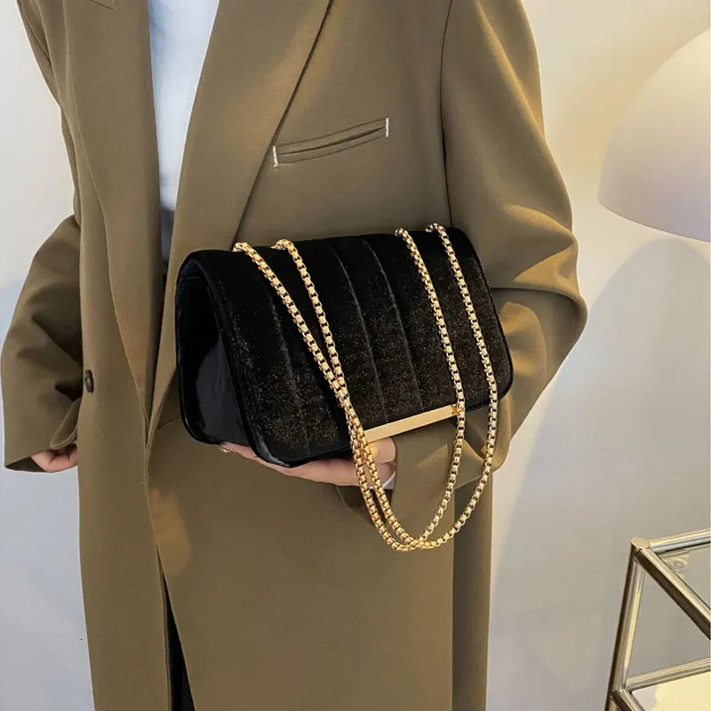 fashion simple plush chain small square bag casual commuting shoulder cross body bag womens bag 241008