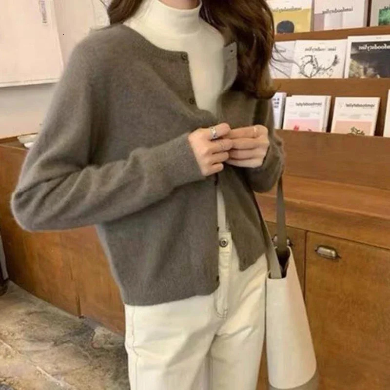 Fall Solid Color Knitted Cardigan Women Korean Single Breasted Long Sleeve Jumper Woman Round Neck All Match Sweater Outwear Top 241007