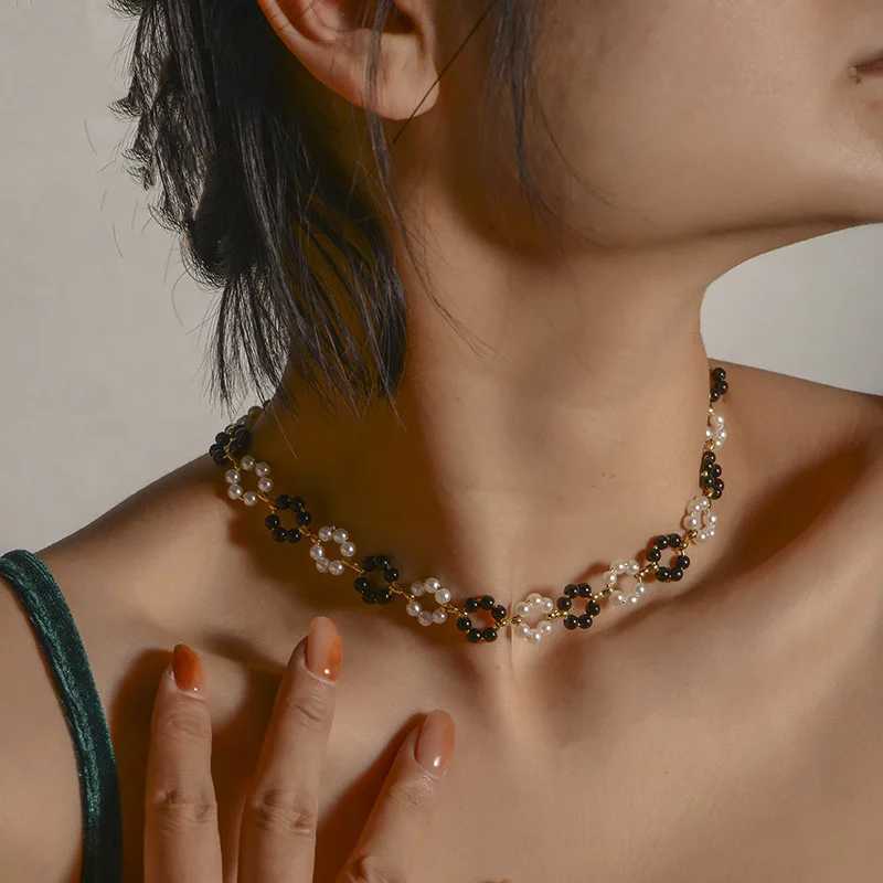 Korean Pearl Flower Short Necklace for Women Girls Fashion Evil Eye Butterfly Round Zircon Pendant Jewelry Chain Choker CollarX241009