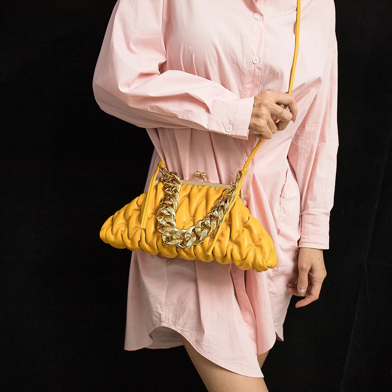 Womens bag gold chain handbag womens leather coin bag womens purchase orange womens gold chain handbag for sale 241008