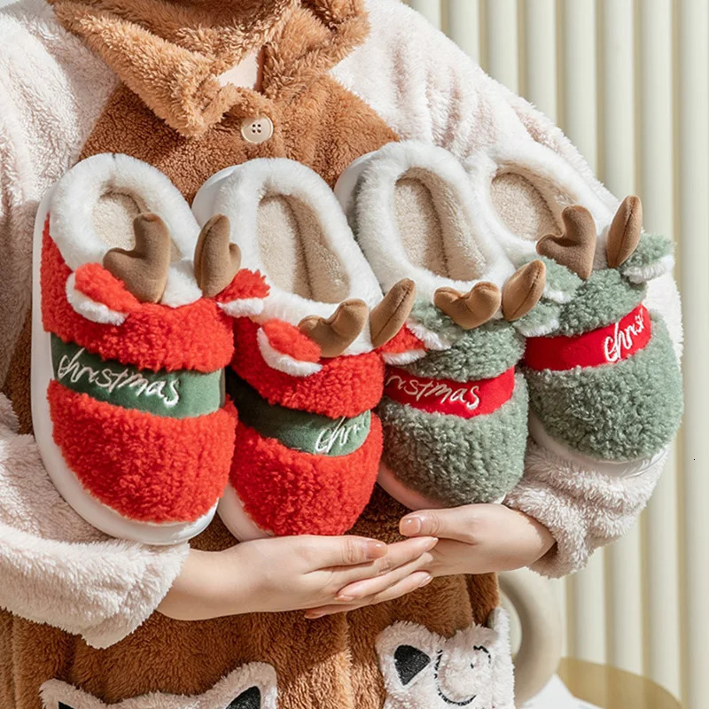 Winter Cotton Warm Plush Fur Antiskid Christmas Slippers Deer Antler Cotton Mops Outdoor Breathable Sole Soft Home Couples Shoes 241010